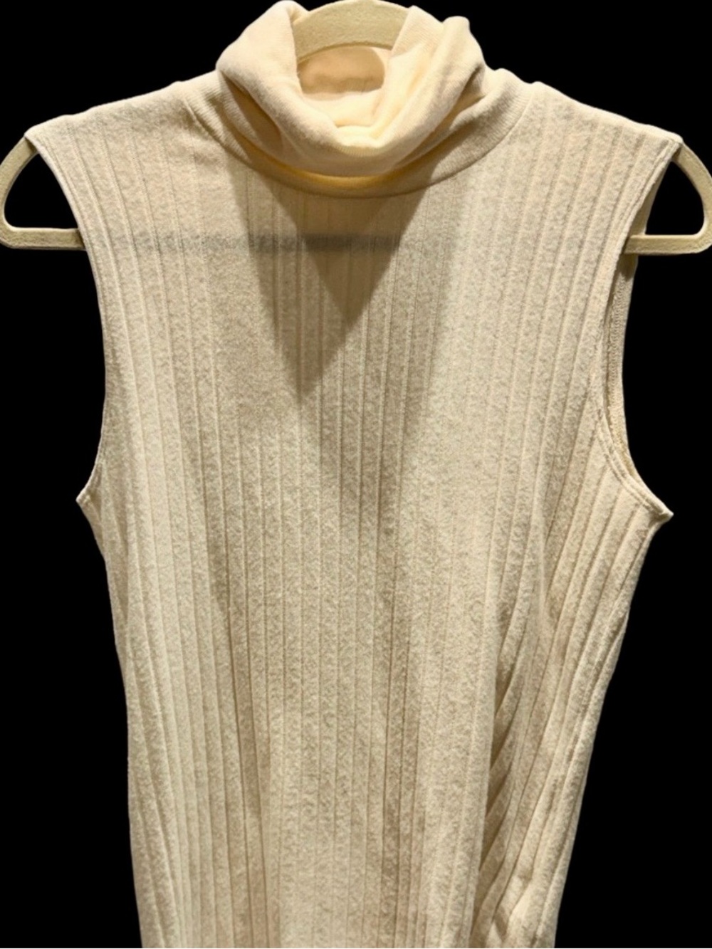 L’Agence Ivory Ribbed Sleeveless Turtleneck Top Size L